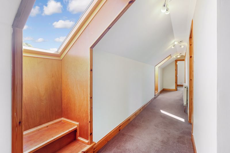 Queen Street Renfrew